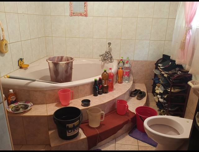 4 BEDROOM HOUSE FOR SALE IN RAISETHORPE